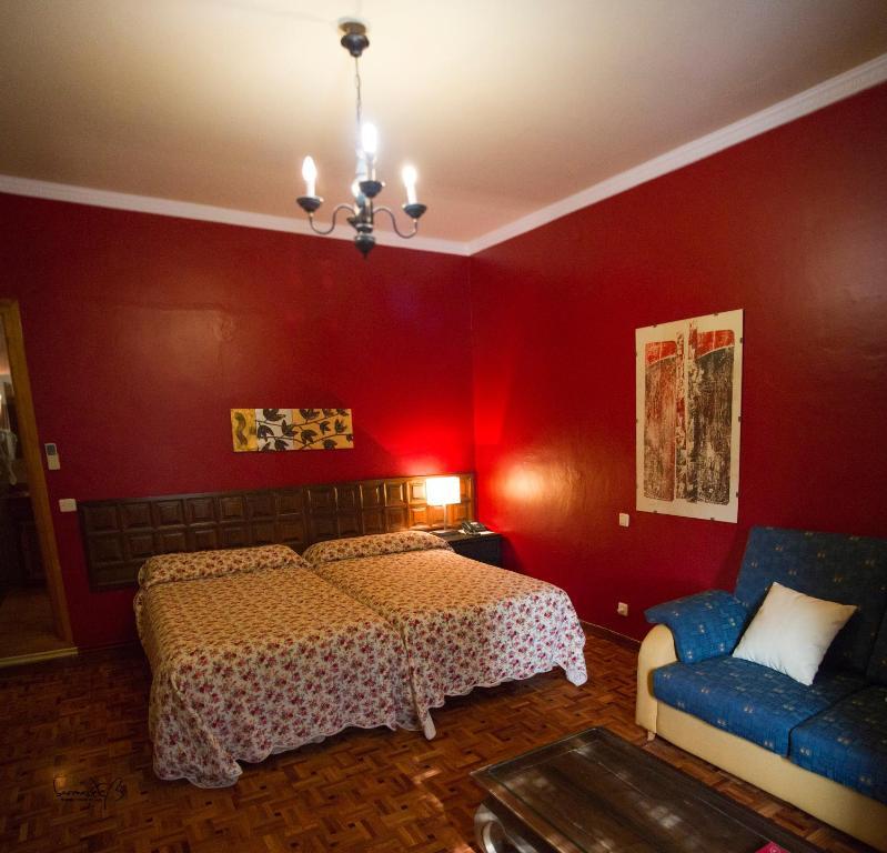 La Casona Del Abuelo Parra Hotell Villanueva De Los Infantes Rum bild